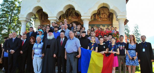 Al via la XIV-edizione dell’Università estiva dei romeni all’estero di Izvoru Muresului-Romania Al via la XIV-edizione dell’Università estiva dei romeni all’estero di Izvoru Muresului-Romania