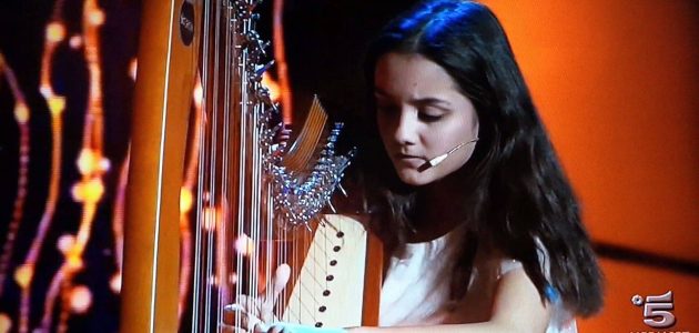 Eleva Daria Văcăroiu, o prezență de excepție în emisiunea lui Gerry SCOTTI pe Canale 5 Eleva Daria Văcăroiu, o prezență de excepție în emisiunea lui Gerry SCOTTI pe Canale 5