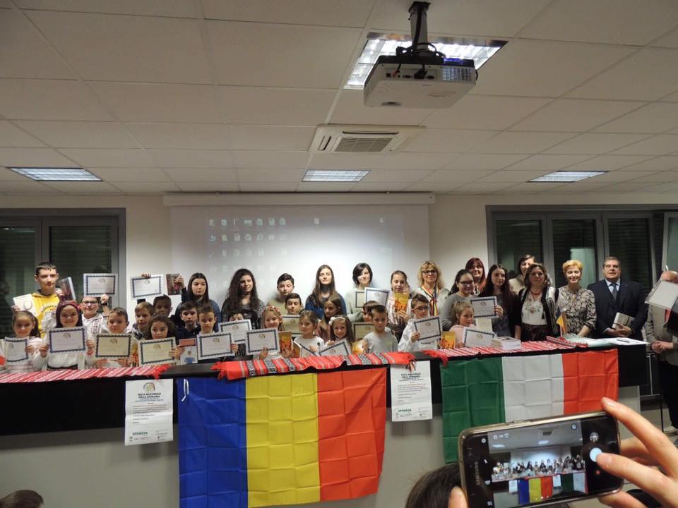 Un grup de 40 de copii români au fost premiați la Cremona cu ocazia Zilei Naționale a României