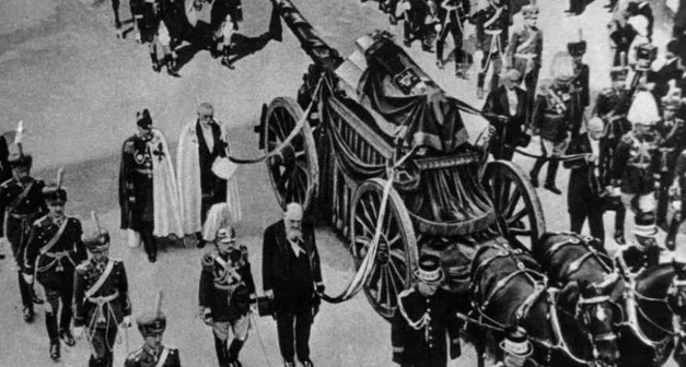 Ultimul drum al Reginei Maria, imortalizat de Studioul Luce Cinecittà din Roma – 3 august 1938